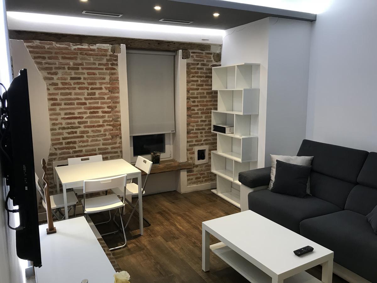 AIRVA: Apartamento Duque de la Victoria Valladolid Exterior foto